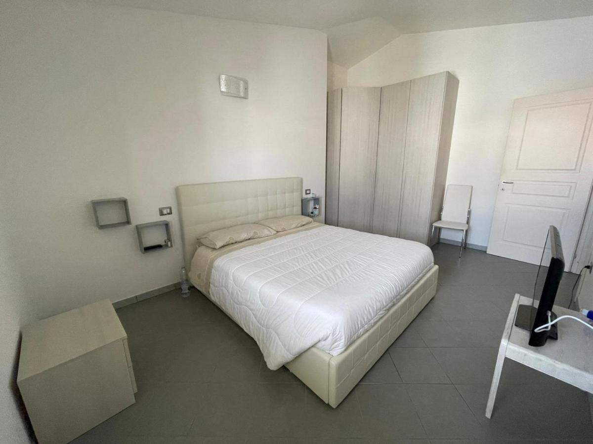 Apartamento Mansarda San Pietro Valledoria  Exterior foto