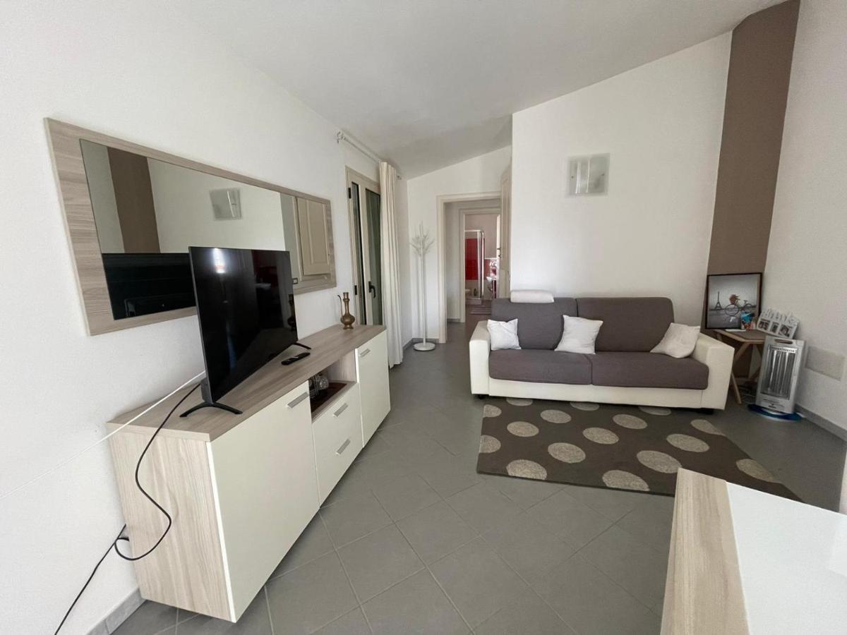 Apartamento Mansarda San Pietro Valledoria  Exterior foto